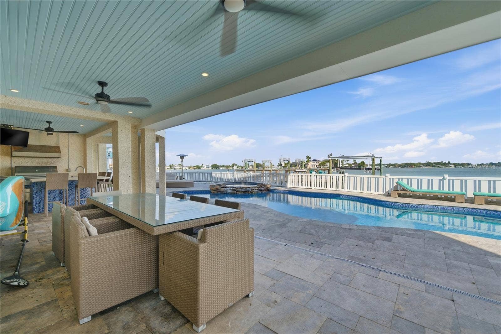 391 12TH AVENUE, Indian Rocks Beach, FL 33785 391 12TH AVENUE, Indian Rocks Beach, FL 33785