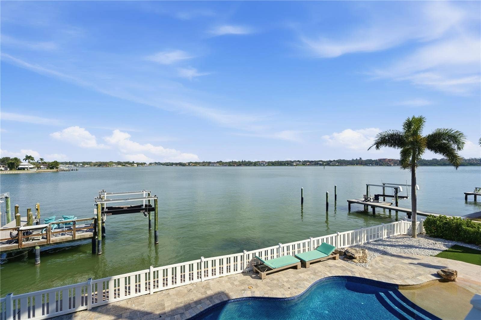 391 12TH AVENUE, Indian Rocks Beach, FL 33785 391 12TH AVENUE, Indian Rocks Beach, FL 33785
