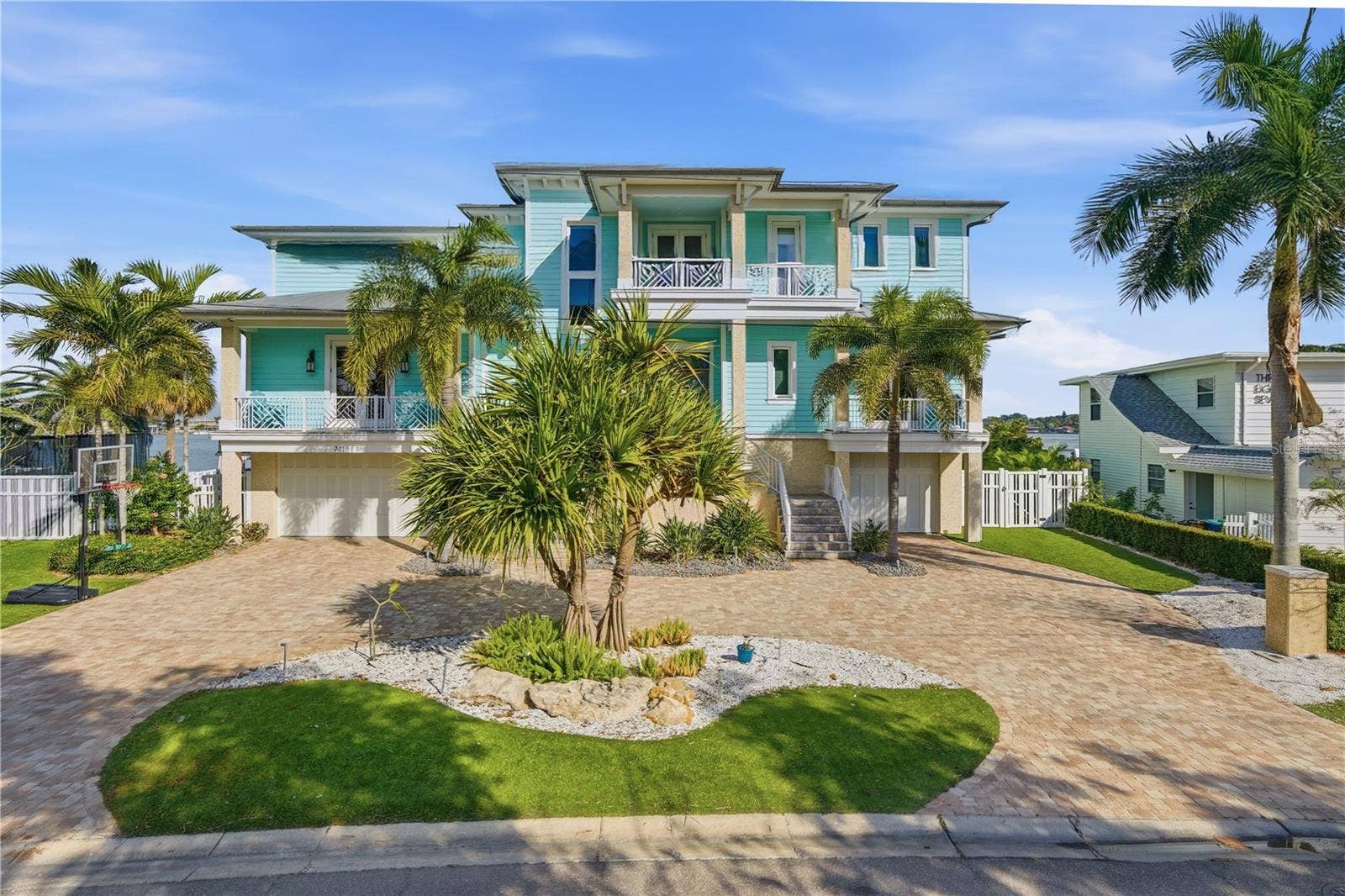 391 12TH AVENUE, Indian Rocks Beach, FL 33785 391 12TH AVENUE, Indian Rocks Beach, FL 33785