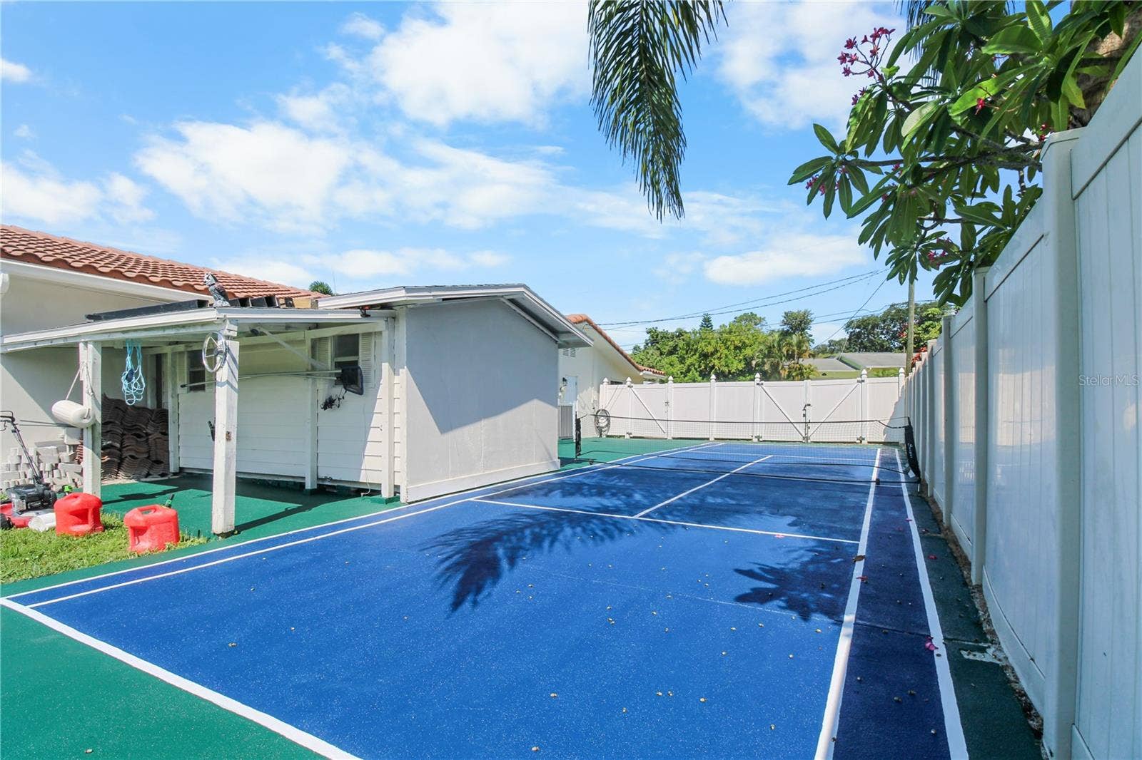 1575 BROOKSIDE BOULEVARD, Largo, FL 33770 1575 BROOKSIDE BOULEVARD, Largo, FL 33770