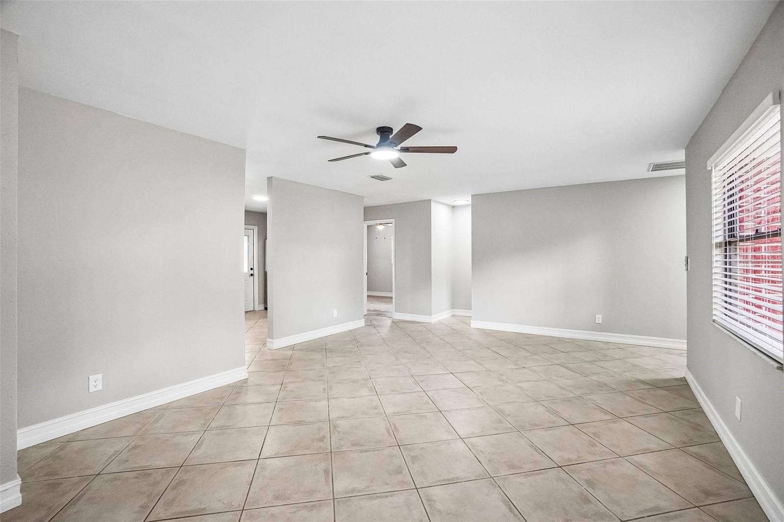715 PAPAYA DRIVE, Tampa, FL 33619 Living Room View
