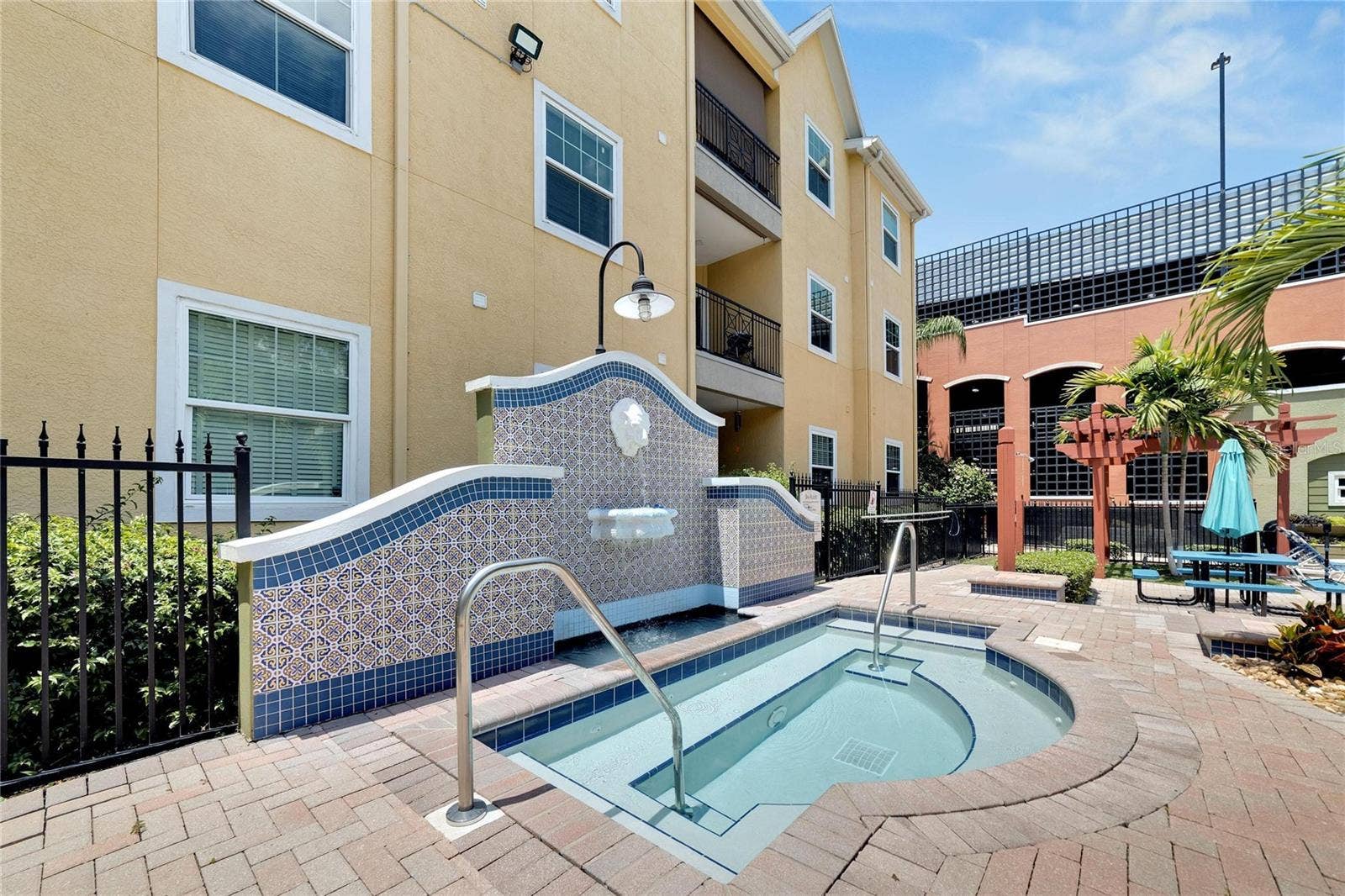 2010 E PALM AVENUE, #14217, Tampa, FL 33605 2010 E PALM AVENUE, #14217, Tampa, FL 33605