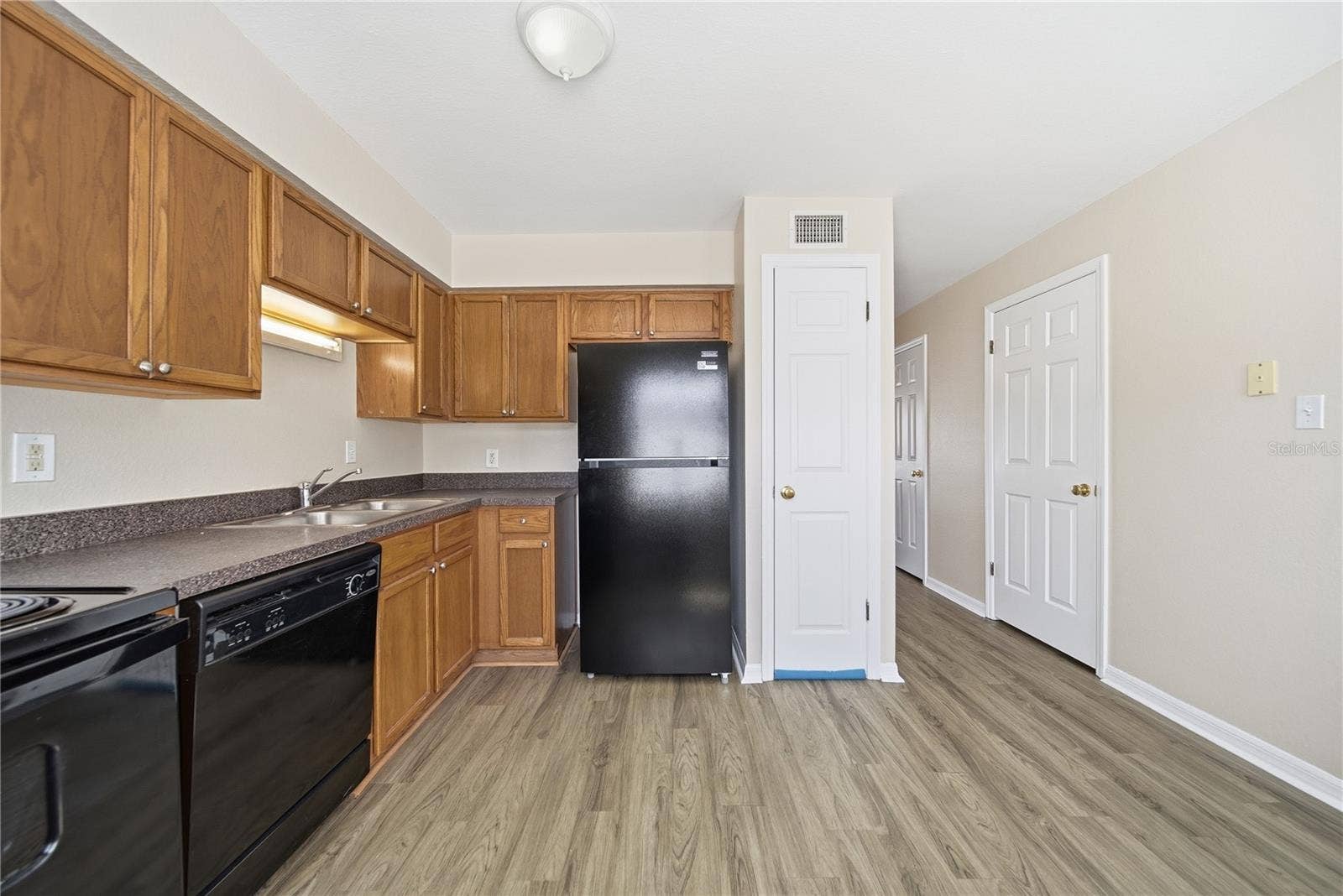 13535 EMBASSY PARK COURT, Dade City, FL 33525 13535 EMBASSY PARK COURT, Dade City, FL 33525