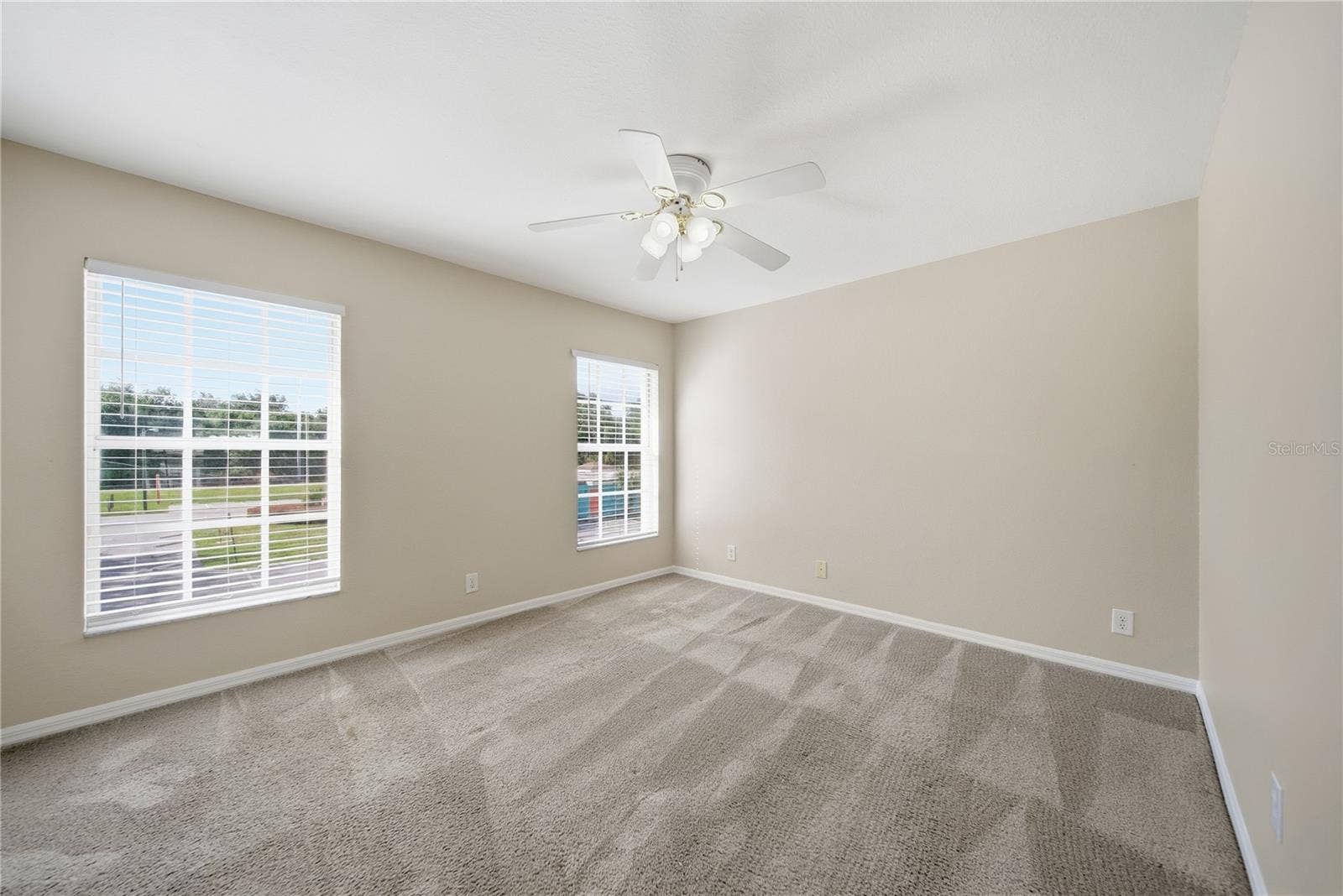 13535 EMBASSY PARK COURT, Dade City, FL 33525 13535 EMBASSY PARK COURT, Dade City, FL 33525