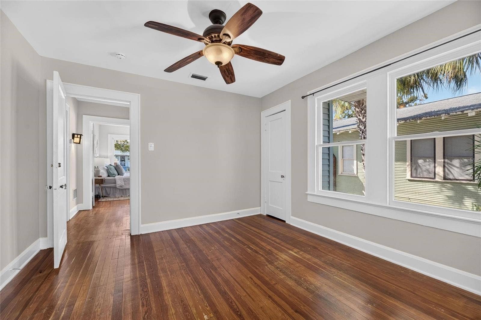307 W GIDDENS AVENUE, Tampa, FL 33603 307 W GIDDENS AVENUE, Tampa, FL 33603