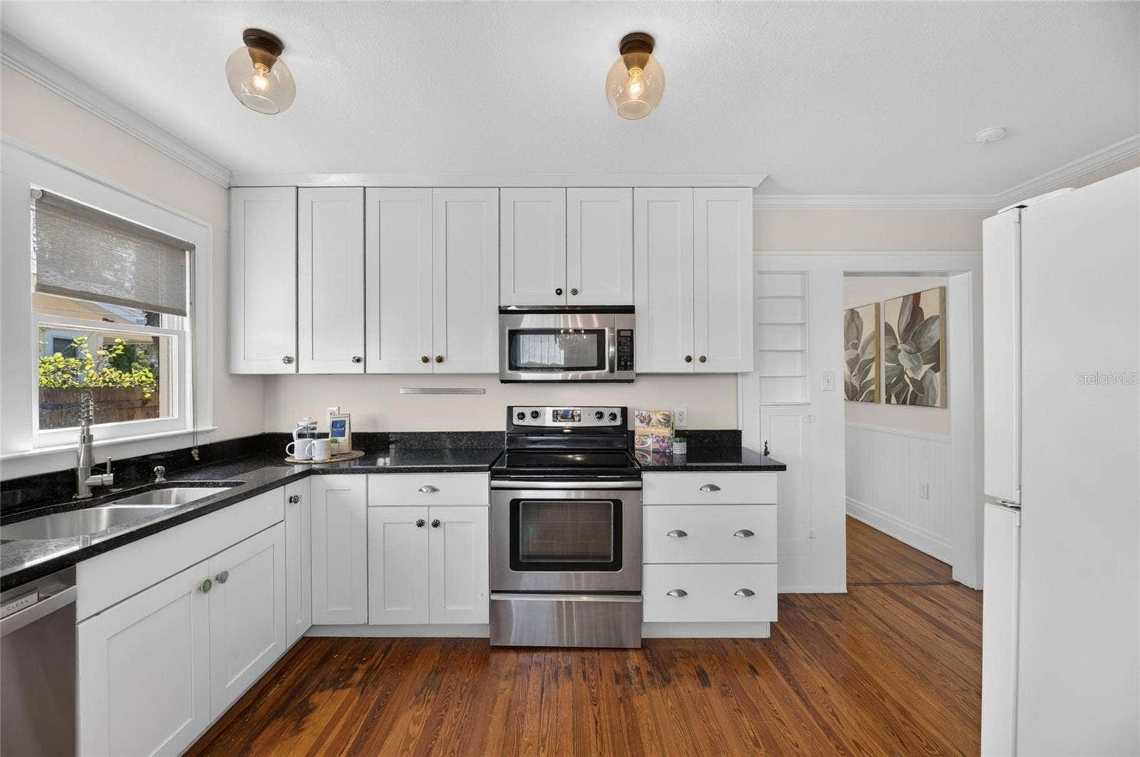 307 W GIDDENS AVENUE, Tampa, FL 33603 307 W GIDDENS AVENUE, Tampa, FL 33603