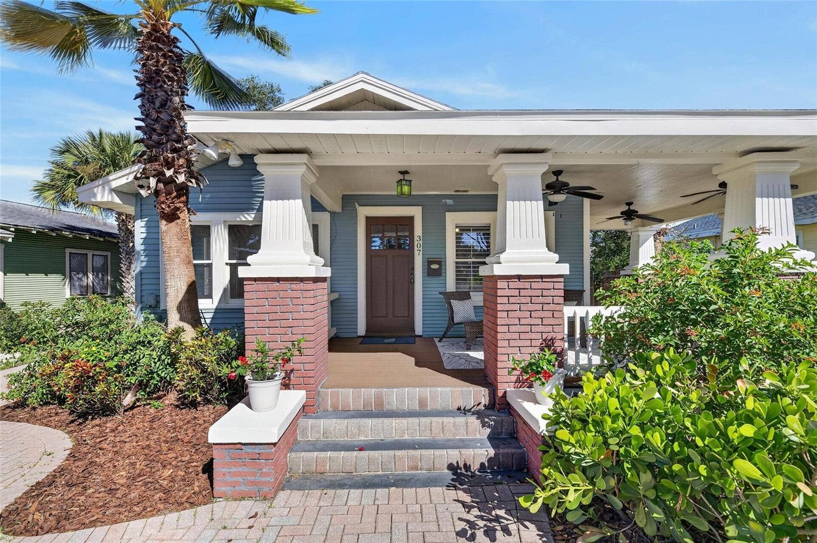 307 W GIDDENS AVENUE, Tampa, FL 33603 307 W GIDDENS AVENUE, Tampa, FL 33603