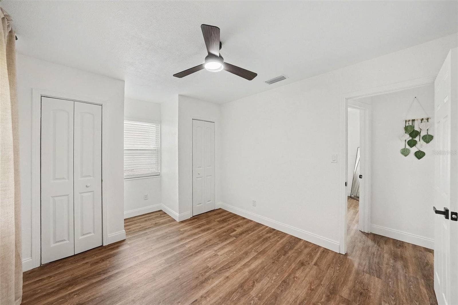 1228 56TH AVENUE N, St Petersburg, FL 33703