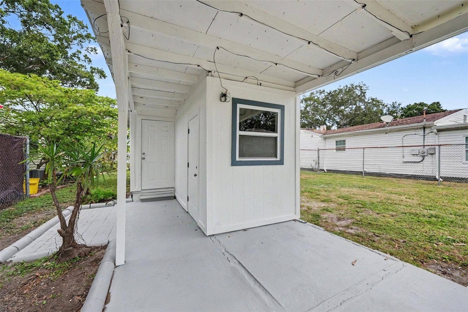 1228 56TH AVENUE N, St Petersburg, FL 33703