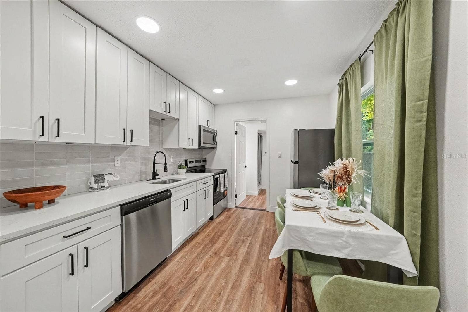1228 56TH AVENUE N, St Petersburg, FL 33703