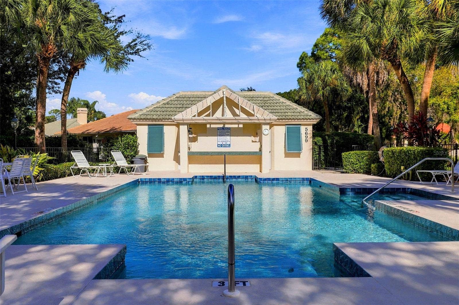 5683 DOWNHAM MEADOWS, Sarasota, FL 34235