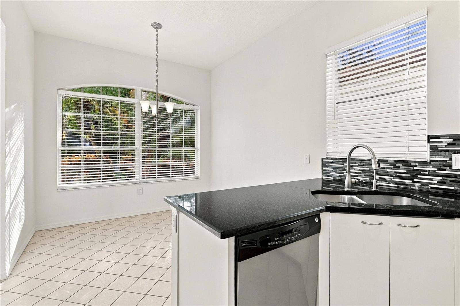 5683 DOWNHAM MEADOWS, Sarasota, FL 34235