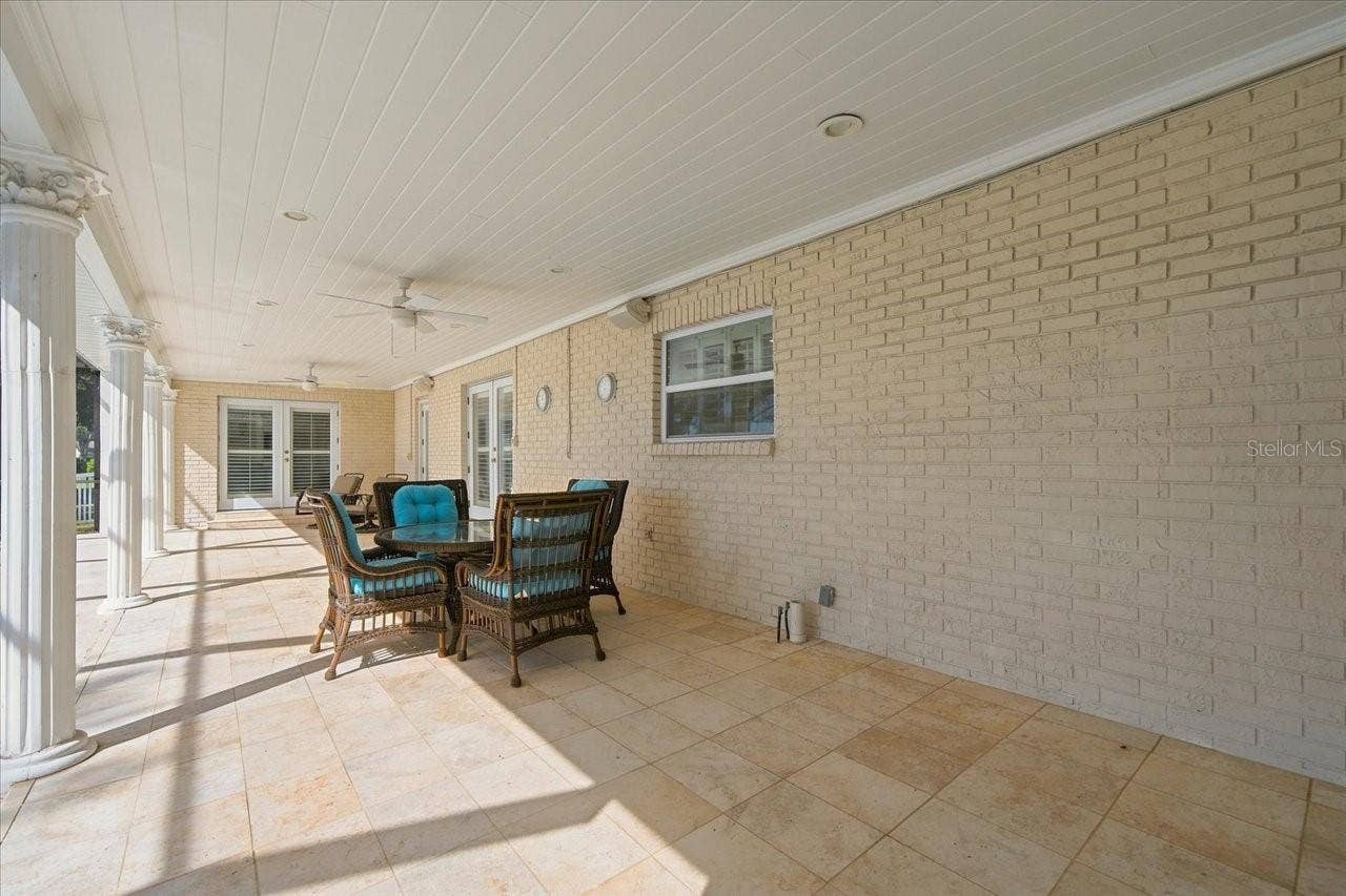 2534 HERON LANE N, Clearwater, FL 33762 2534 HERON LANE N, Clearwater, FL 33762