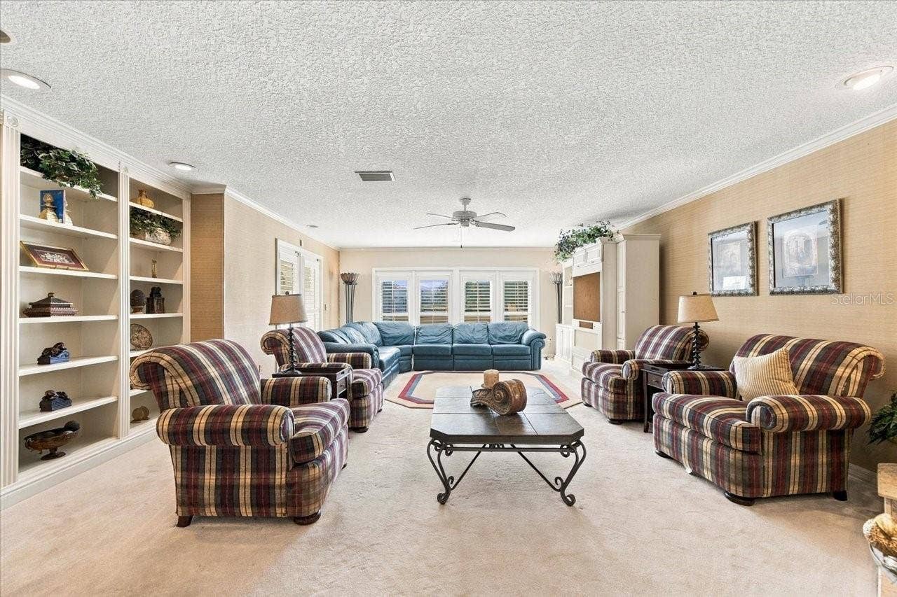 2534 HERON LANE N, Clearwater, FL 33762 2534 HERON LANE N, Clearwater, FL 33762