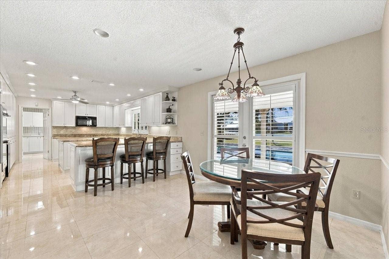 2534 HERON LANE N, Clearwater, FL 33762 2534 HERON LANE N, Clearwater, FL 33762