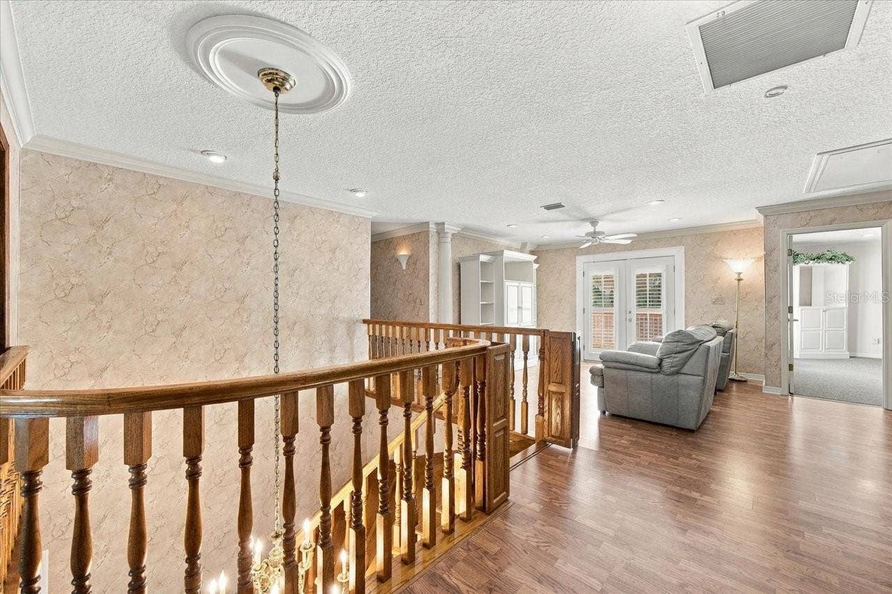 2534 HERON LANE N, Clearwater, FL 33762 2534 HERON LANE N, Clearwater, FL 33762
