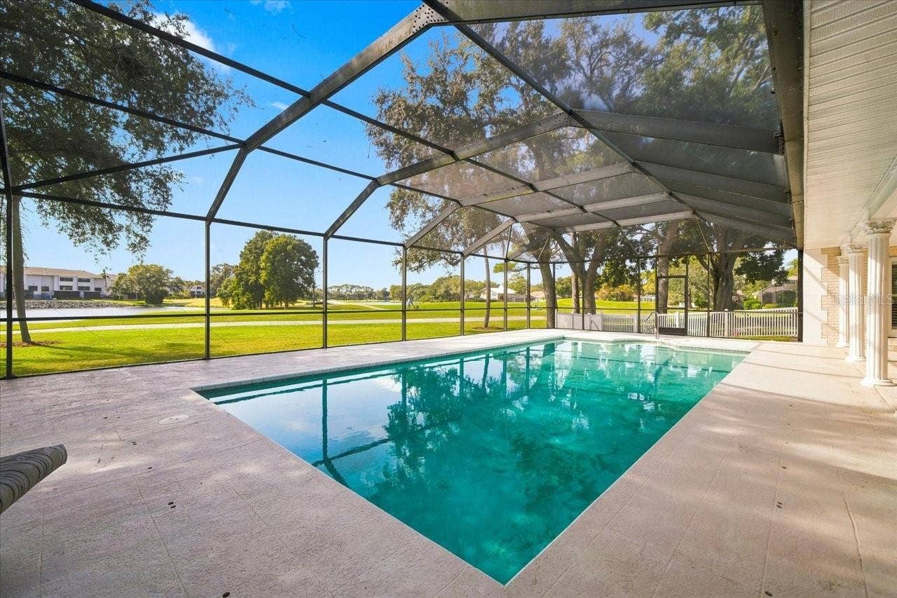 2534 HERON LANE N, Clearwater, FL 33762 2534 HERON LANE N, Clearwater, FL 33762