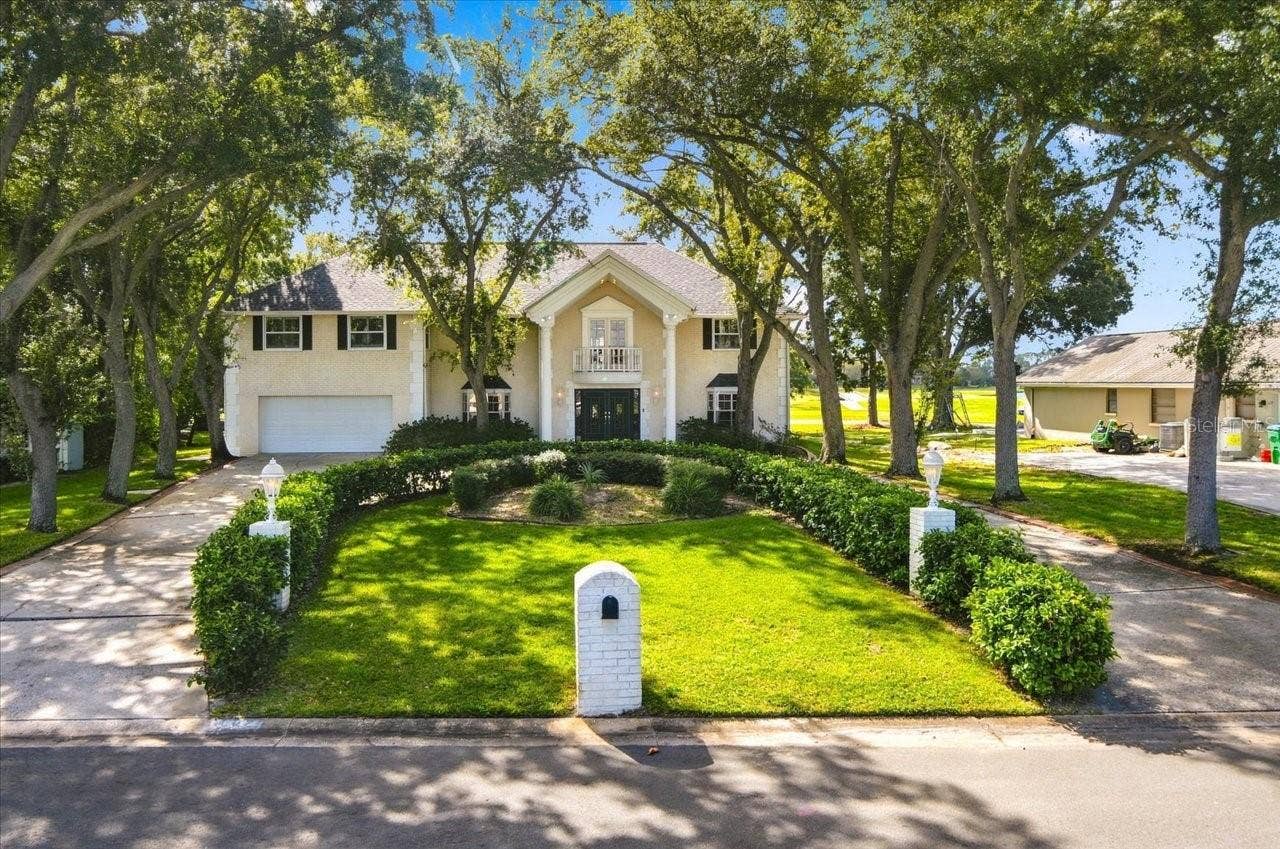 2534 HERON LANE N, Clearwater, FL 33762 2534 HERON LANE N, Clearwater, FL 33762