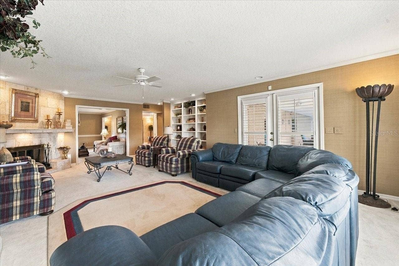 2534 HERON LANE N, Clearwater, FL 33762 2534 HERON LANE N, Clearwater, FL 33762