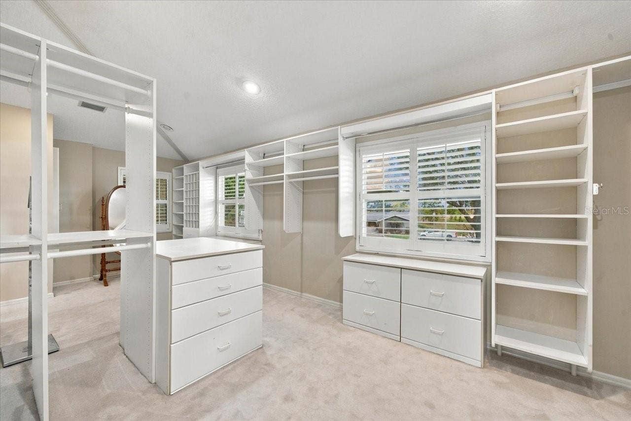 2534 HERON LANE N, Clearwater, FL 33762 2534 HERON LANE N, Clearwater, FL 33762
