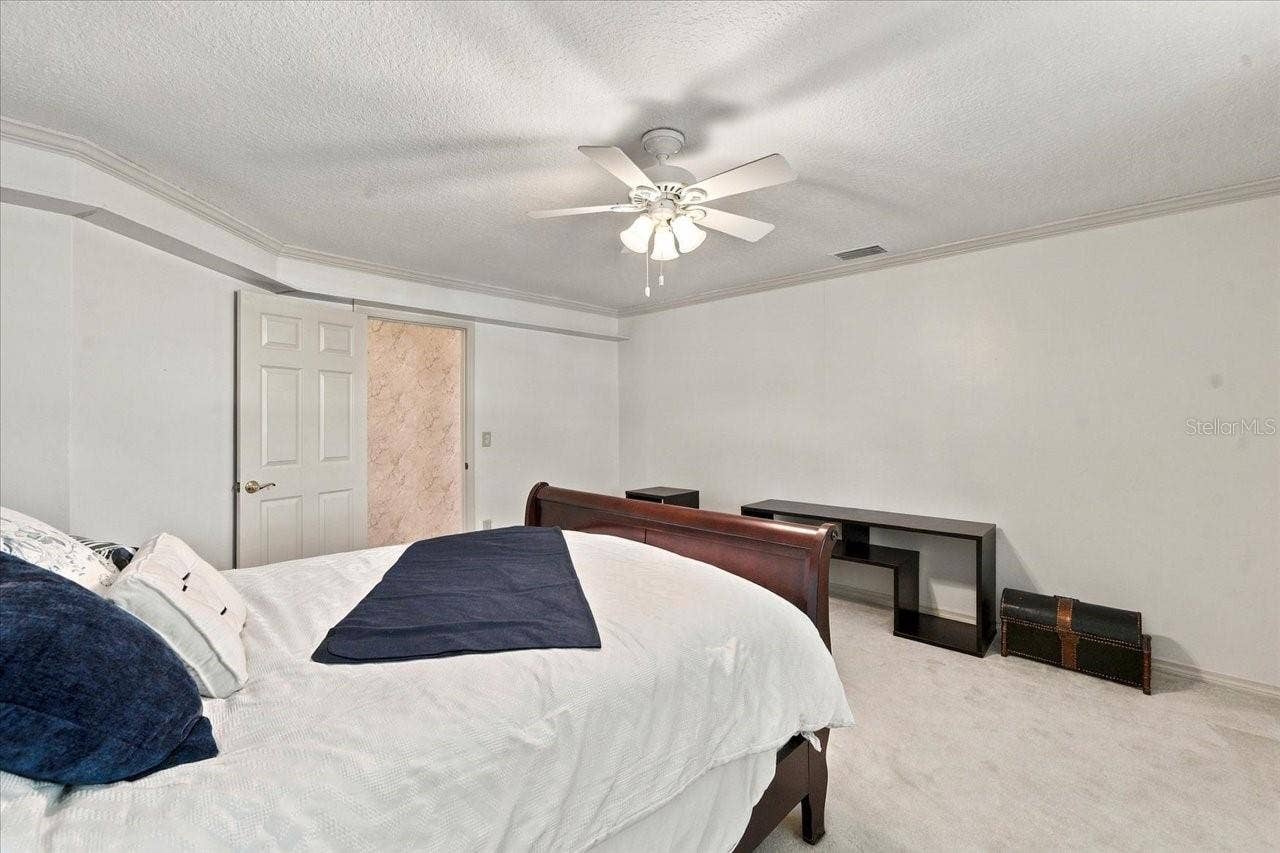2534 HERON LANE N, Clearwater, FL 33762 2534 HERON LANE N, Clearwater, FL 33762