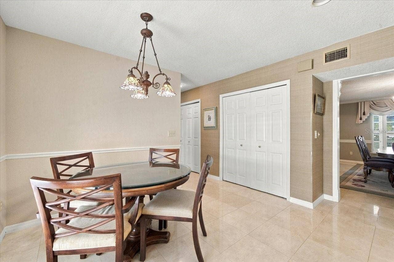 2534 HERON LANE N, Clearwater, FL 33762 2534 HERON LANE N, Clearwater, FL 33762