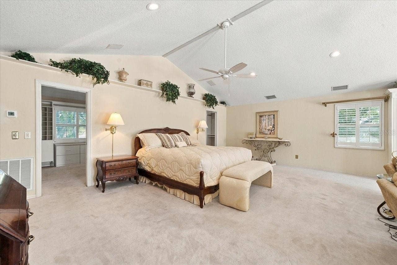 2534 HERON LANE N, Clearwater, FL 33762 2534 HERON LANE N, Clearwater, FL 33762
