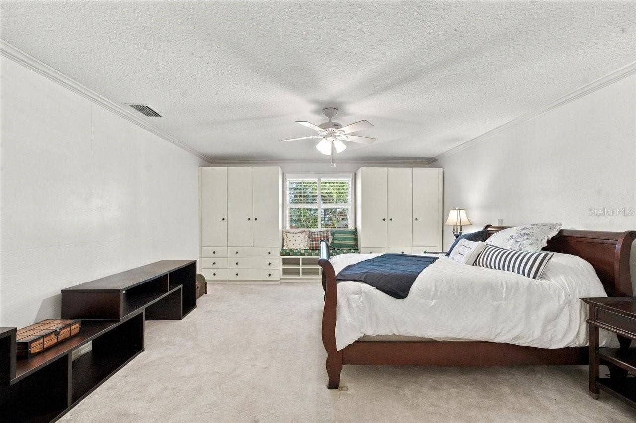 2534 HERON LANE N, Clearwater, FL 33762 2534 HERON LANE N, Clearwater, FL 33762