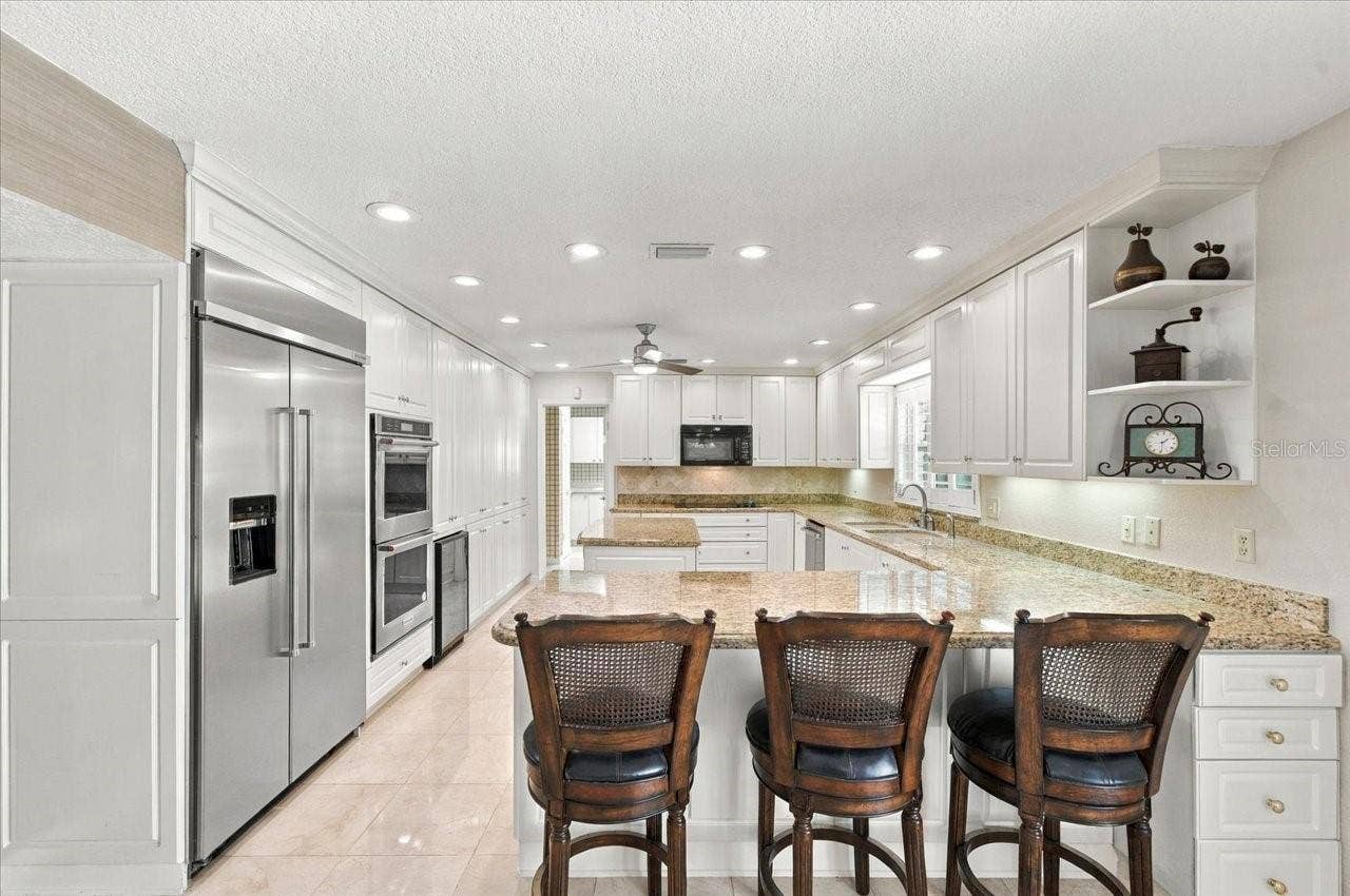 2534 HERON LANE N, Clearwater, FL 33762 2534 HERON LANE N, Clearwater, FL 33762