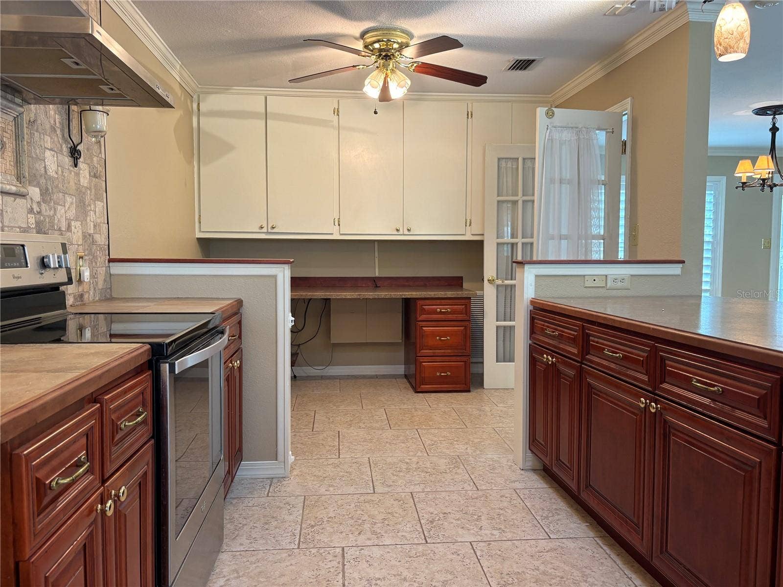 1813 ORANGE HILL DRIVE, Brandon, FL 33510 1813 ORANGE HILL DRIVE, Brandon, FL 33510