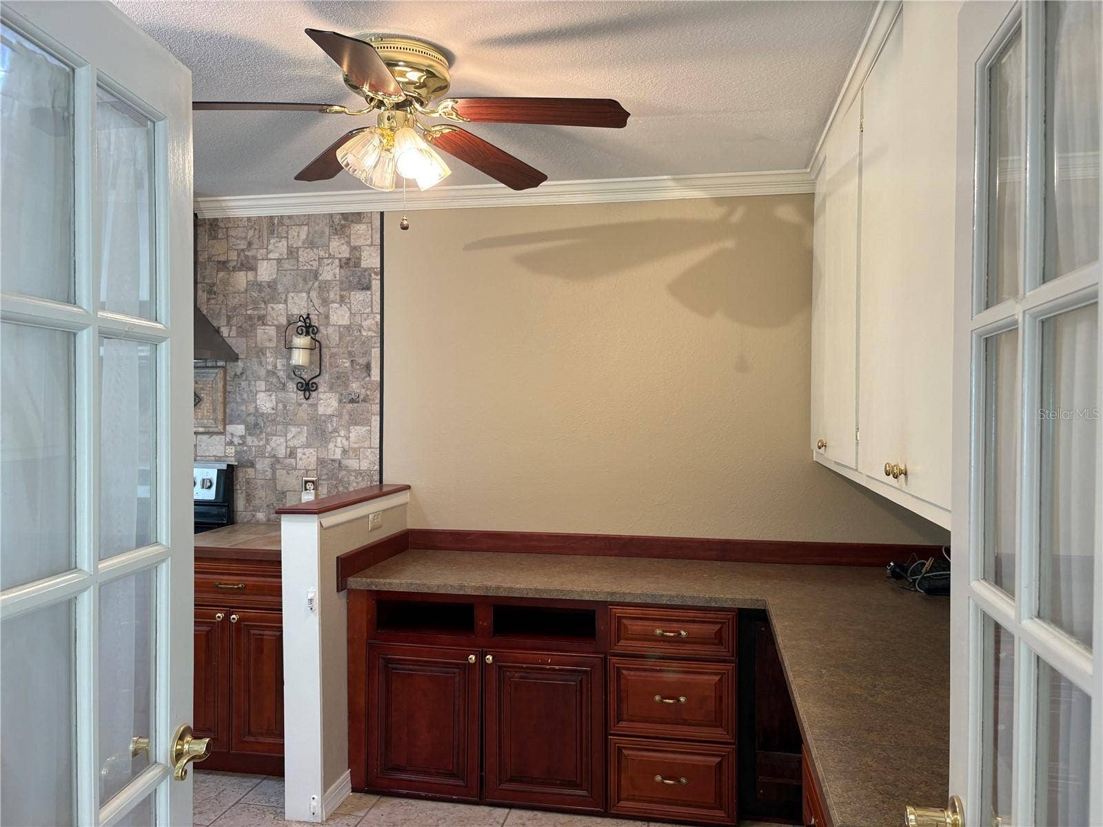1813 ORANGE HILL DRIVE, Brandon, FL 33510 1813 ORANGE HILL DRIVE, Brandon, FL 33510