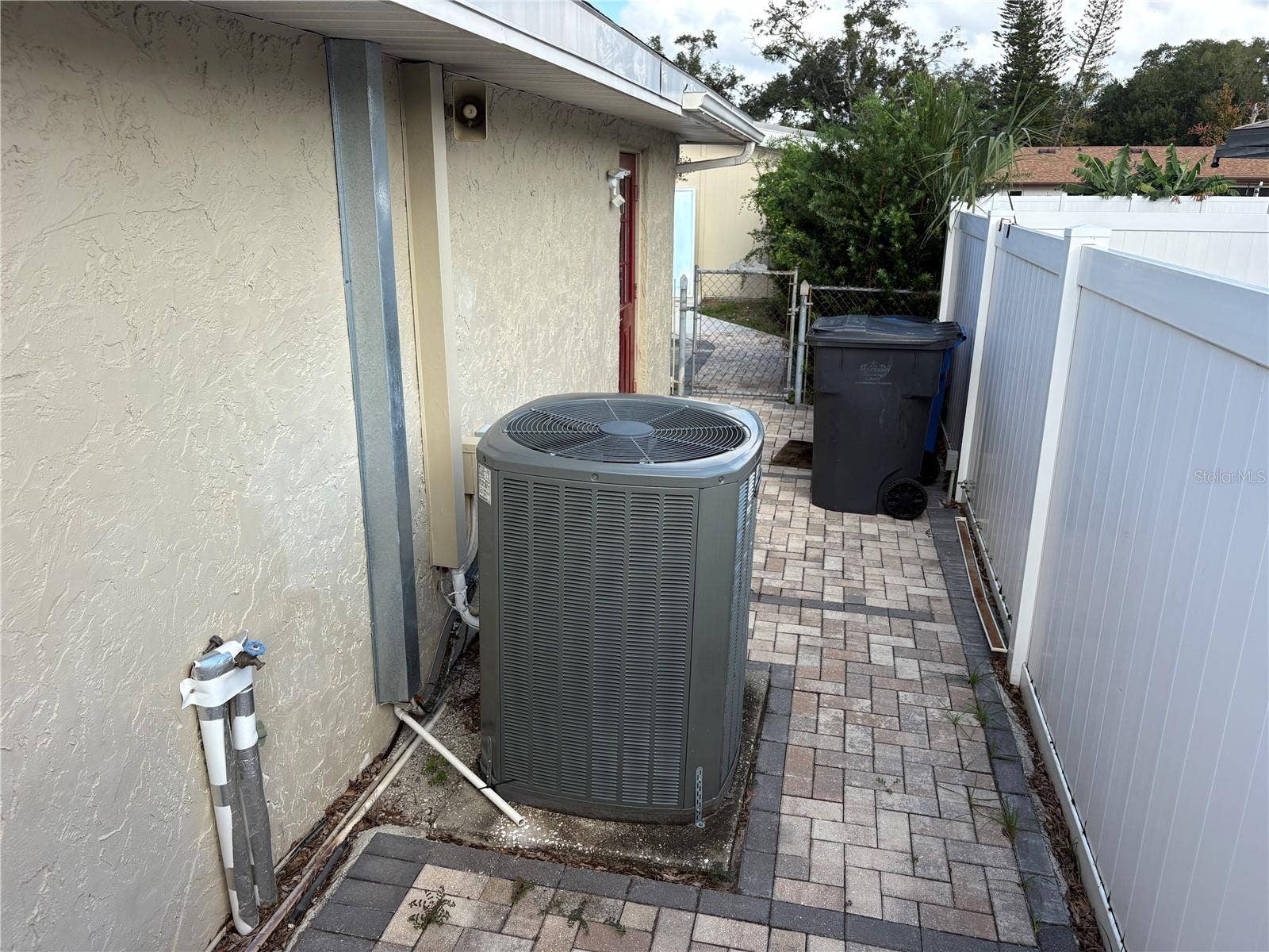 1813 ORANGE HILL DRIVE, Brandon, FL 33510 1813 ORANGE HILL DRIVE, Brandon, FL 33510