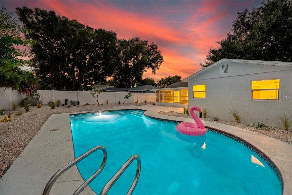 12904 128TH LANE, Largo, FL 33774 12904 128TH LANE, Largo, FL 33774