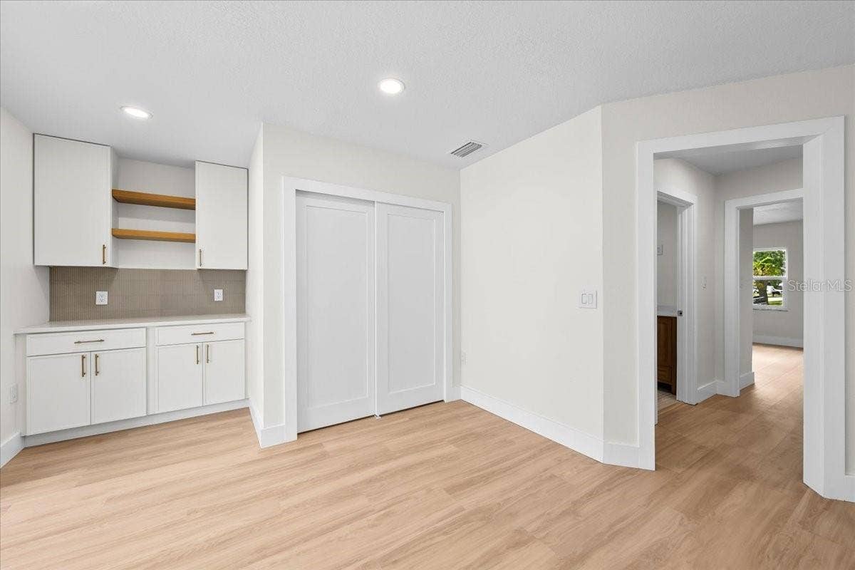 12904 128TH LANE, Largo, FL 33774 12904 128TH LANE, Largo, FL 33774