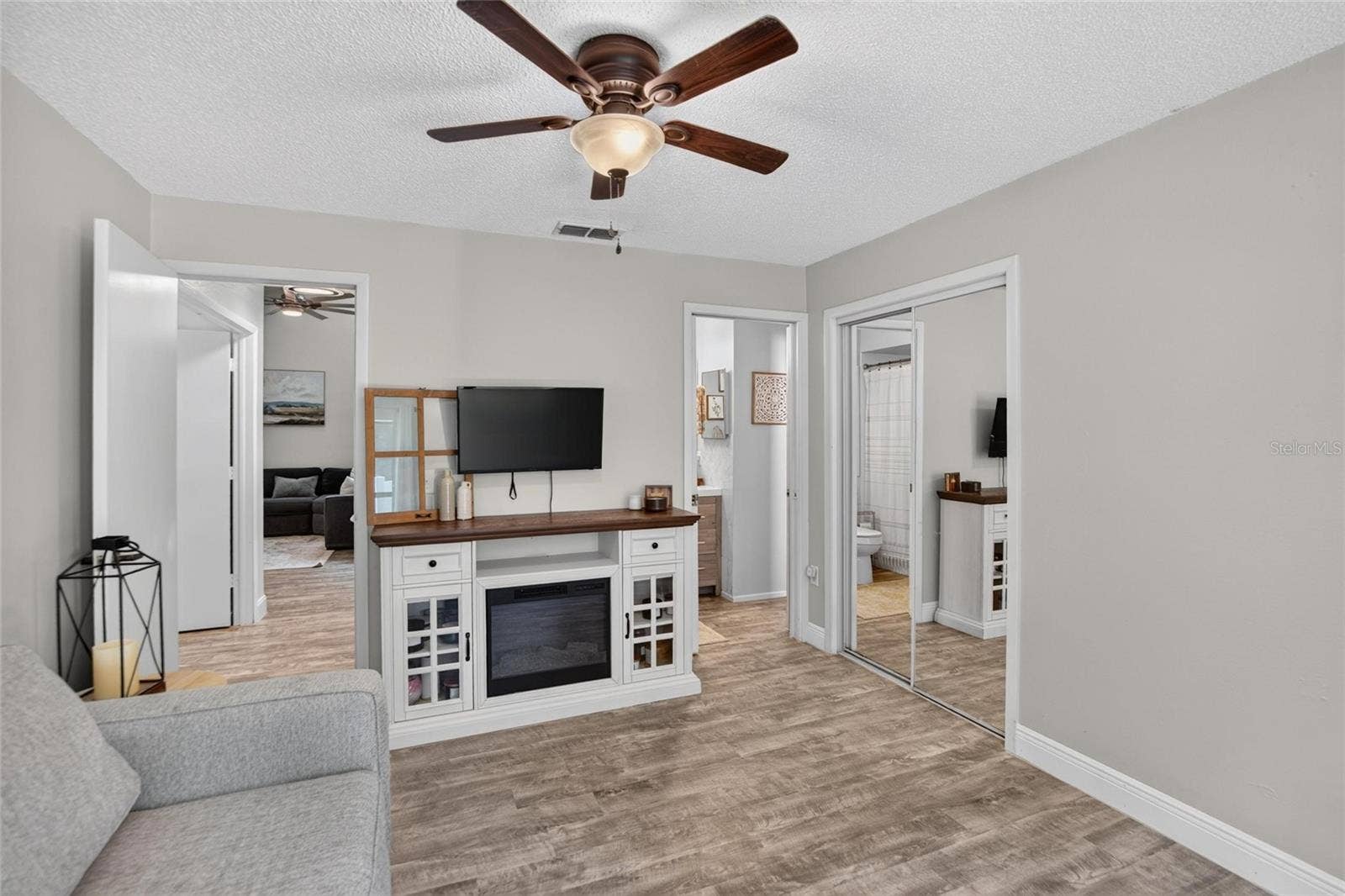 5490 GREYSTON STREET, Palm Harbor, FL 34685 5490 GREYSTON STREET, Palm Harbor, FL 34685