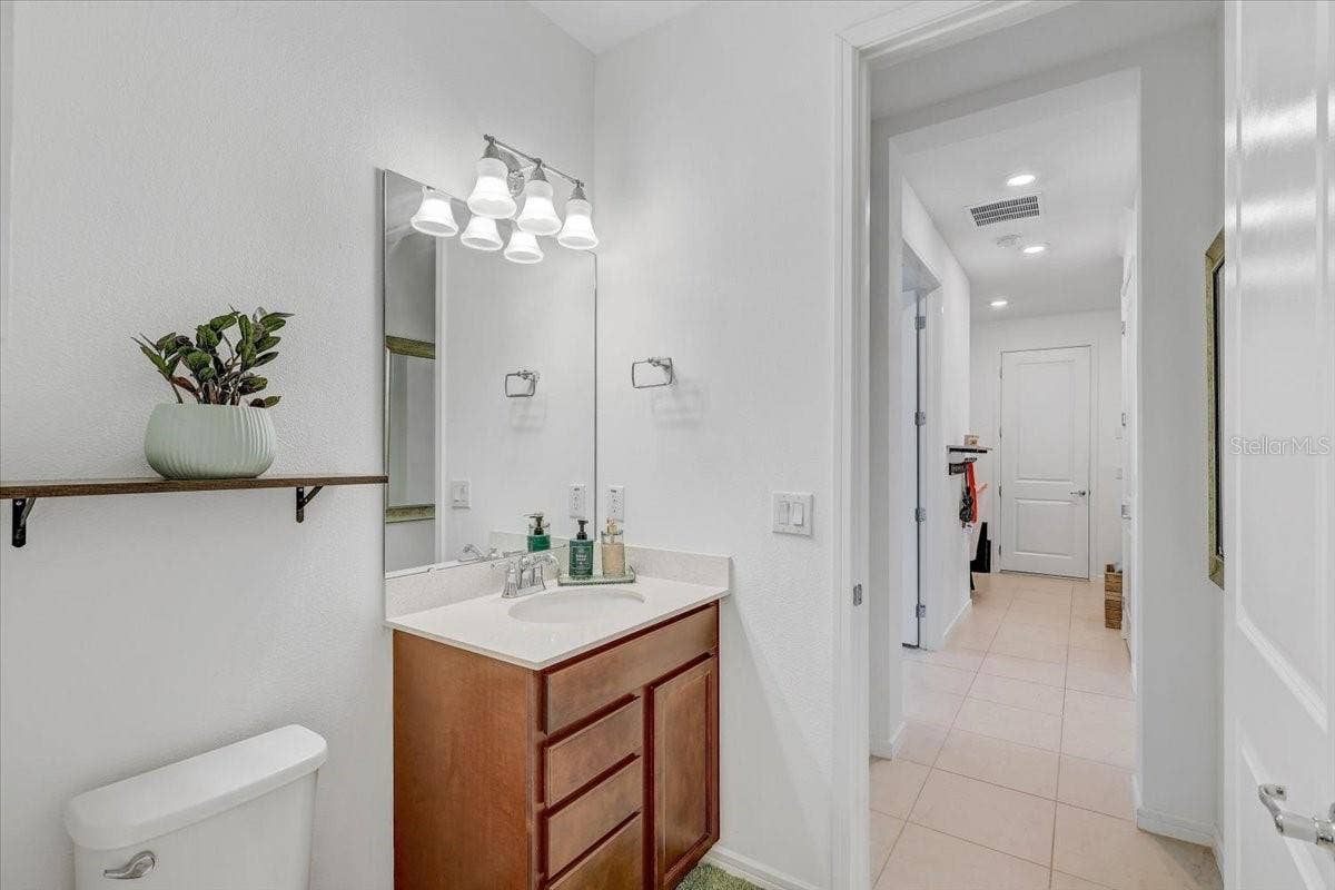 2848 QUAIL CREST COURT, Valrico, FL 33594 2848 QUAIL CREST COURT, Valrico, FL 33594