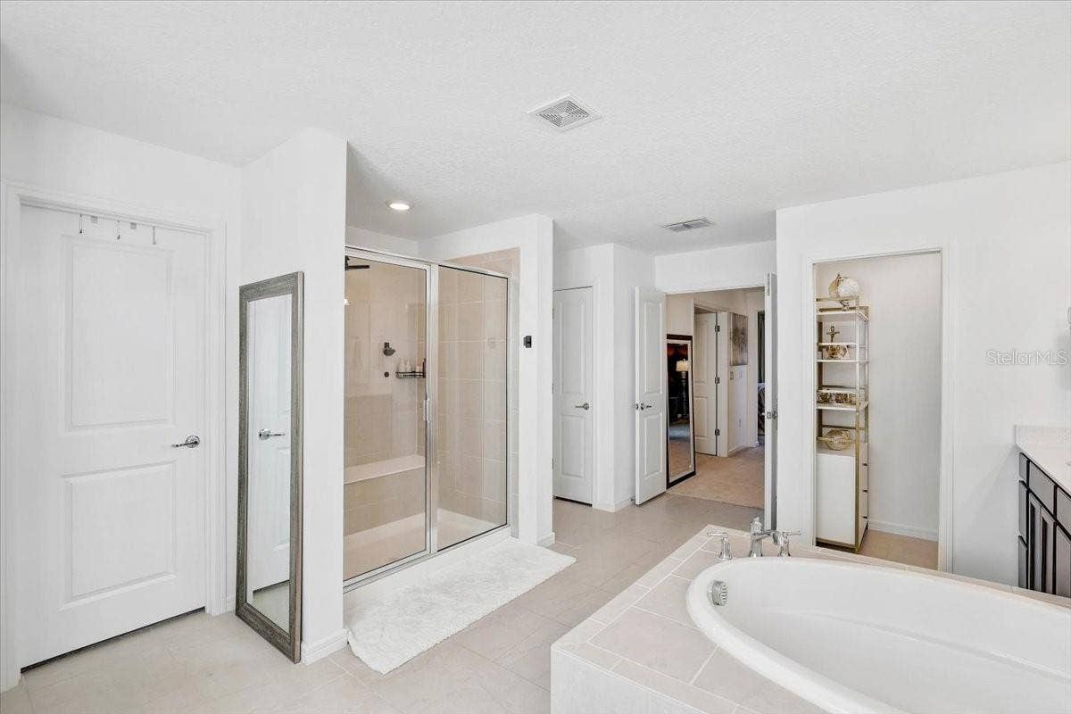 2848 QUAIL CREST COURT, Valrico, FL 33594 2848 QUAIL CREST COURT, Valrico, FL 33594