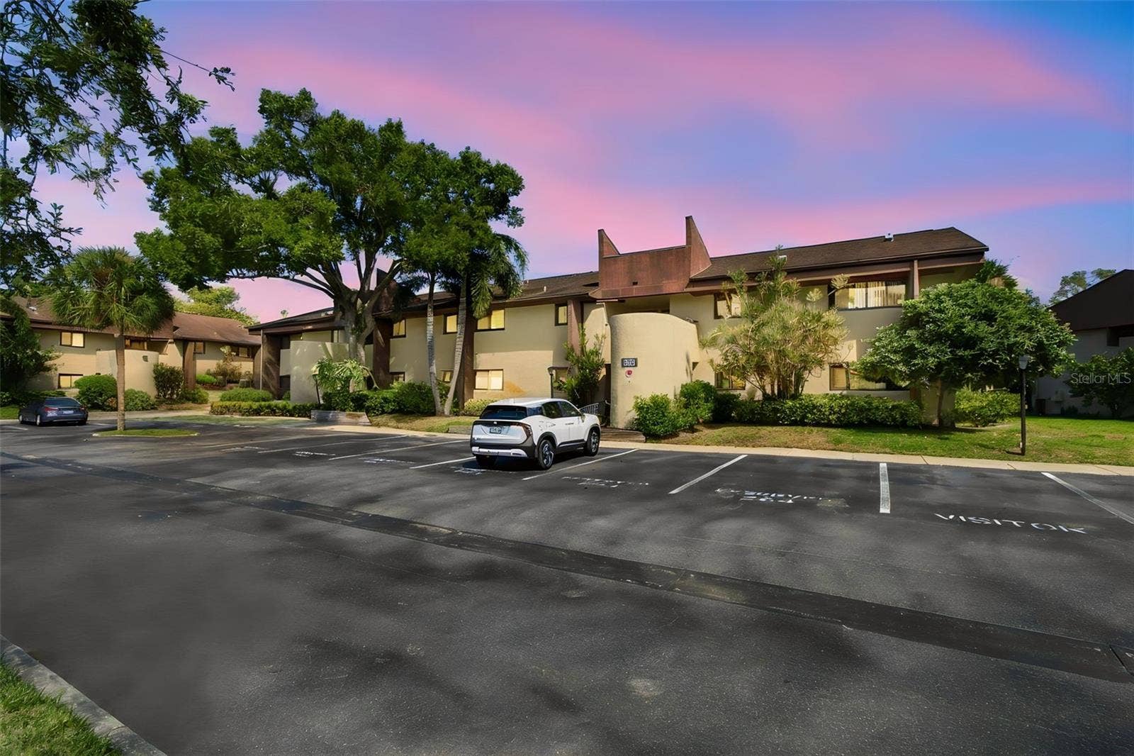 875 S VILLAGE DRIVE N, #104, St Petersburg, FL 33716