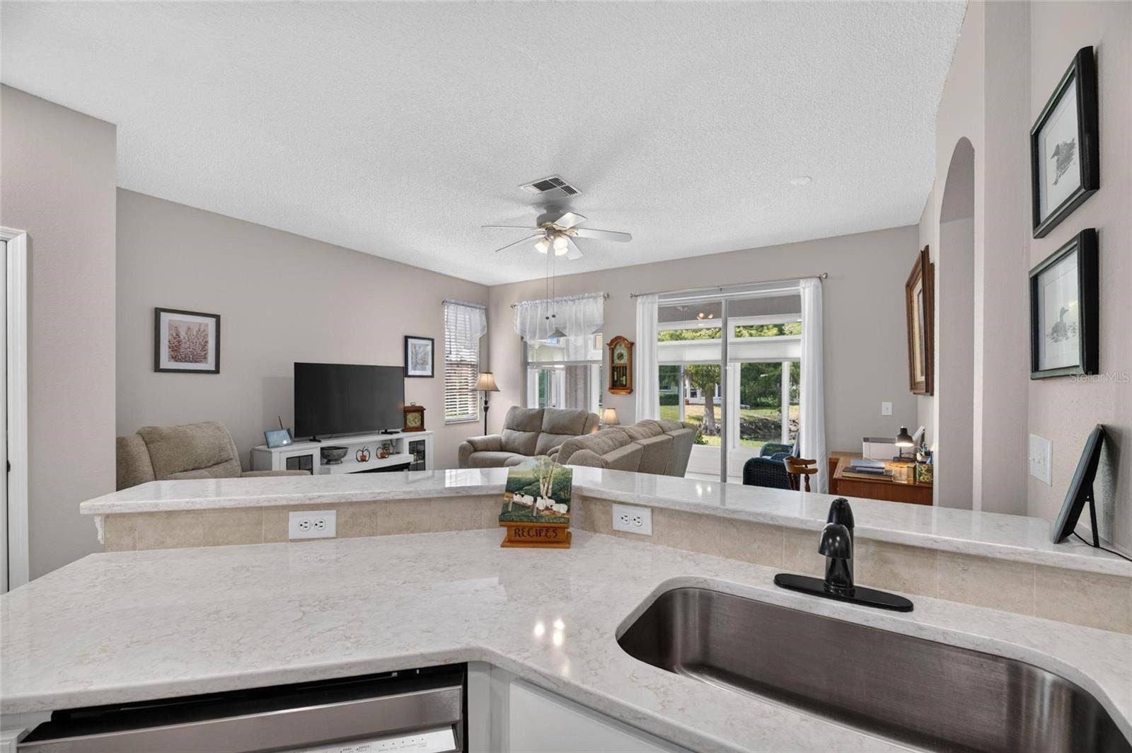 828 TREMONT GREENS LANE, #134, Sun City Center, FL 33573 828 TREMONT GREENS LANE, #134, Sun City Center, FL 33573