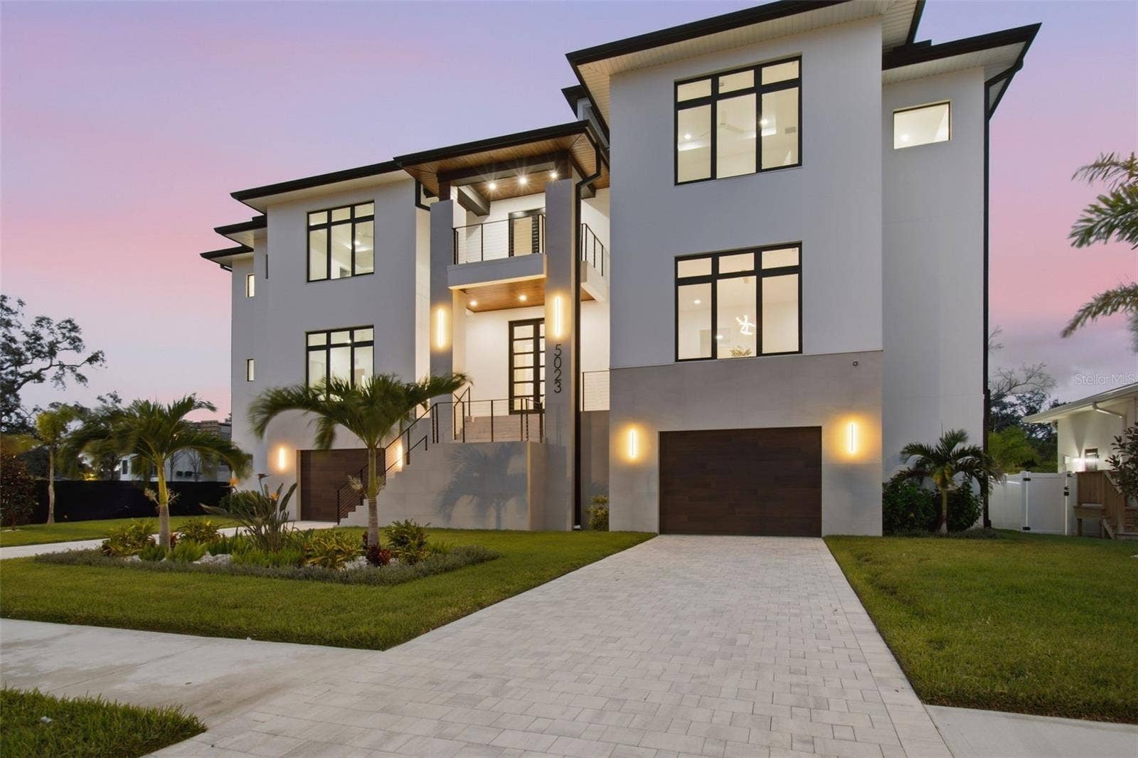 5023 W LEONA STREET, Tampa, FL 33629