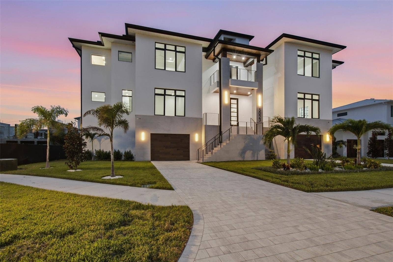 5023 W LEONA STREET, Tampa, FL 33629