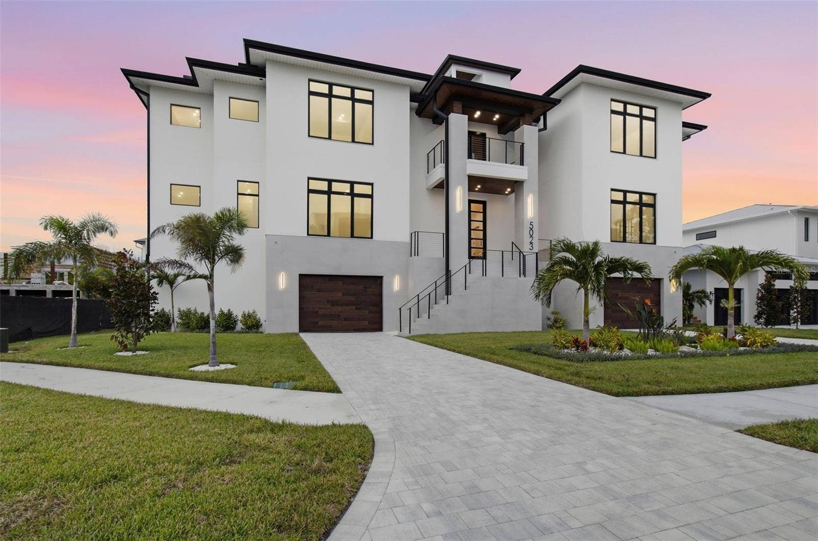 5023 W LEONA STREET, Tampa, FL 33629