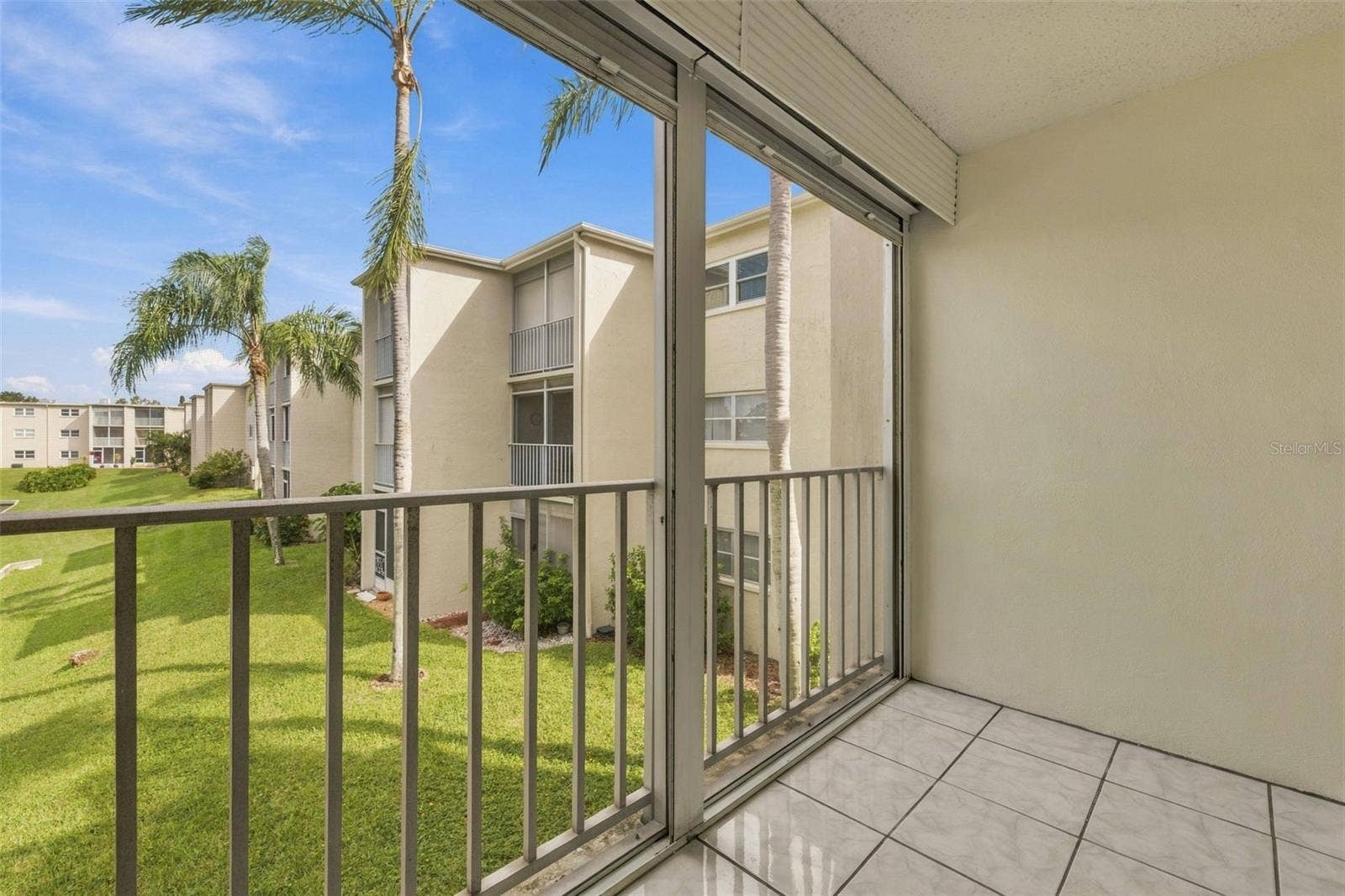 960 VIRGINIA STREET, #206, Dunedin, FL 34698 960 VIRGINIA STREET, #206, Dunedin, FL 34698
