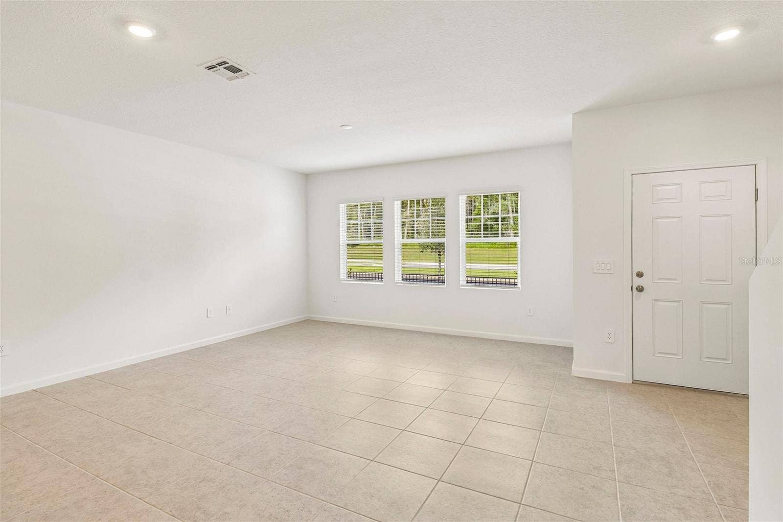 237 MERCER STREET, Deland, FL 32720 237 MERCER STREET, Deland, FL 32720