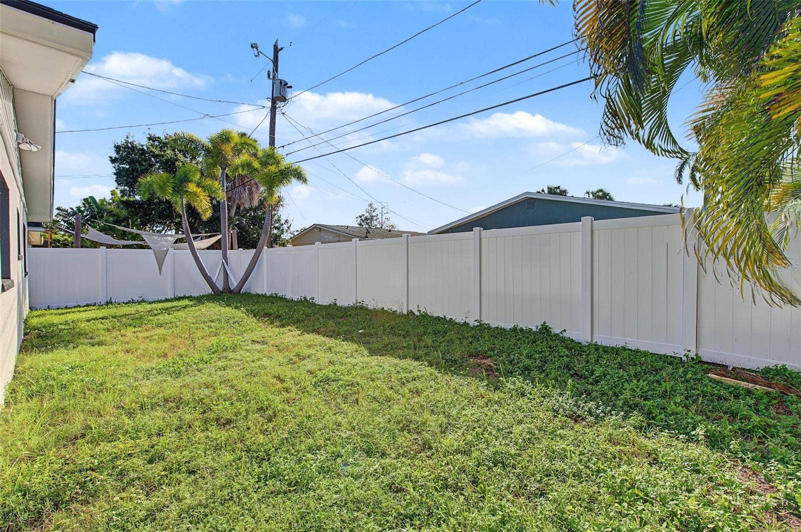 1834 NEW HAMPSHIRE AVENUE NE, St Petersburg, FL 33703 1834 NEW HAMPSHIRE AVENUE NE, St Petersburg, FL 33703