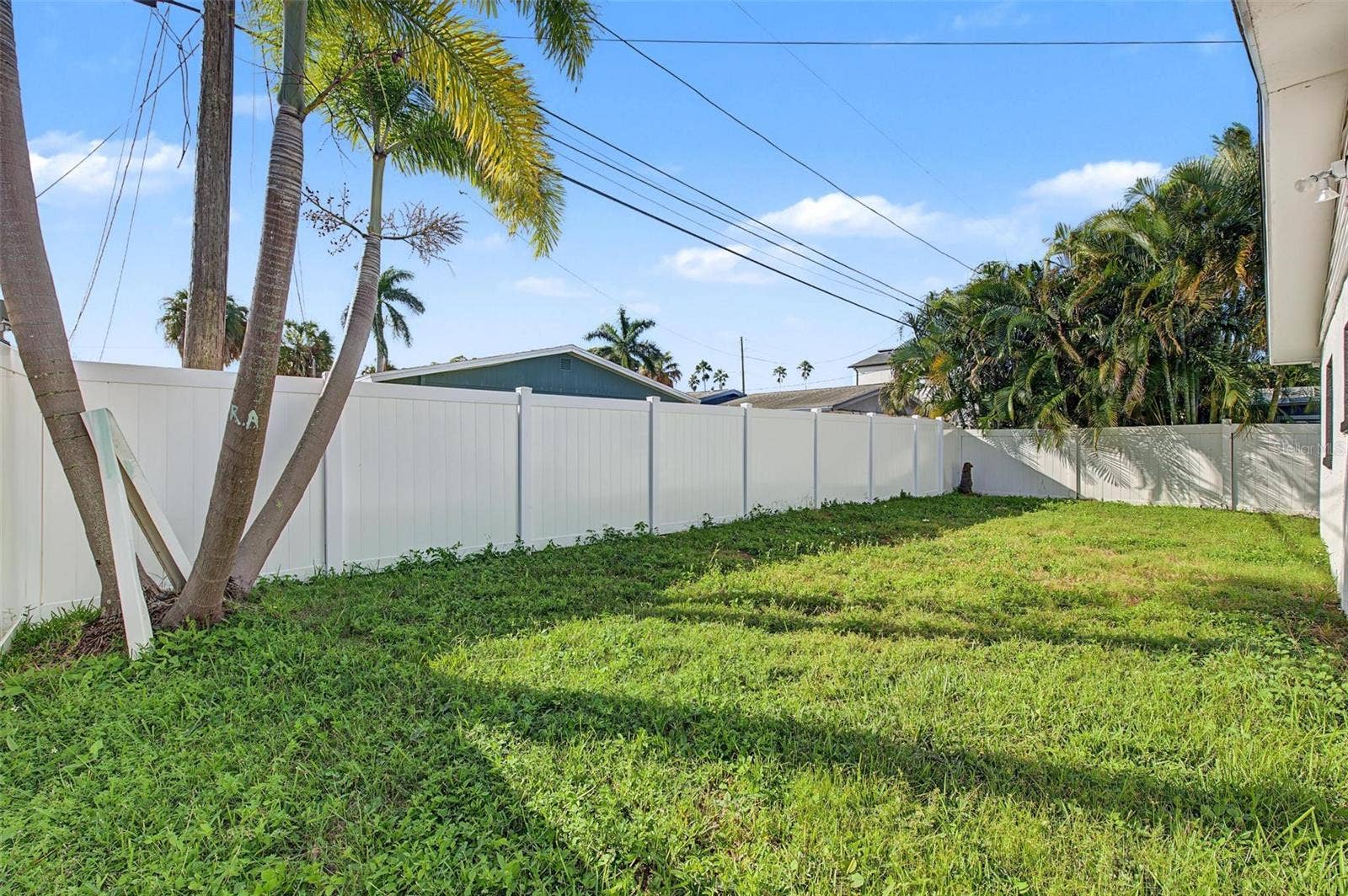 1834 NEW HAMPSHIRE AVENUE NE, St Petersburg, FL 33703 1834 NEW HAMPSHIRE AVENUE NE, St Petersburg, FL 33703