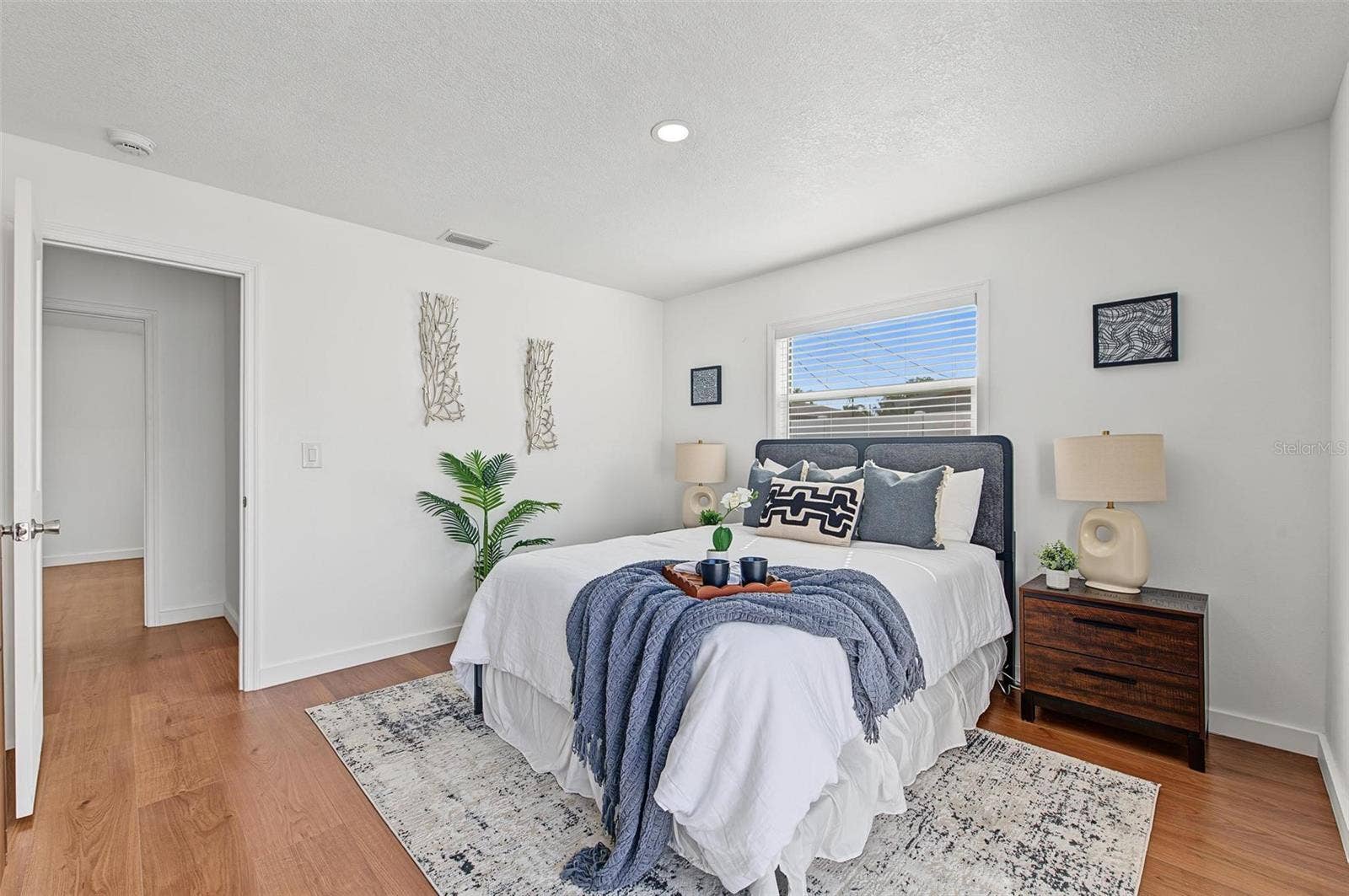 1834 NEW HAMPSHIRE AVENUE NE, St Petersburg, FL 33703 1834 NEW HAMPSHIRE AVENUE NE, St Petersburg, FL 33703
