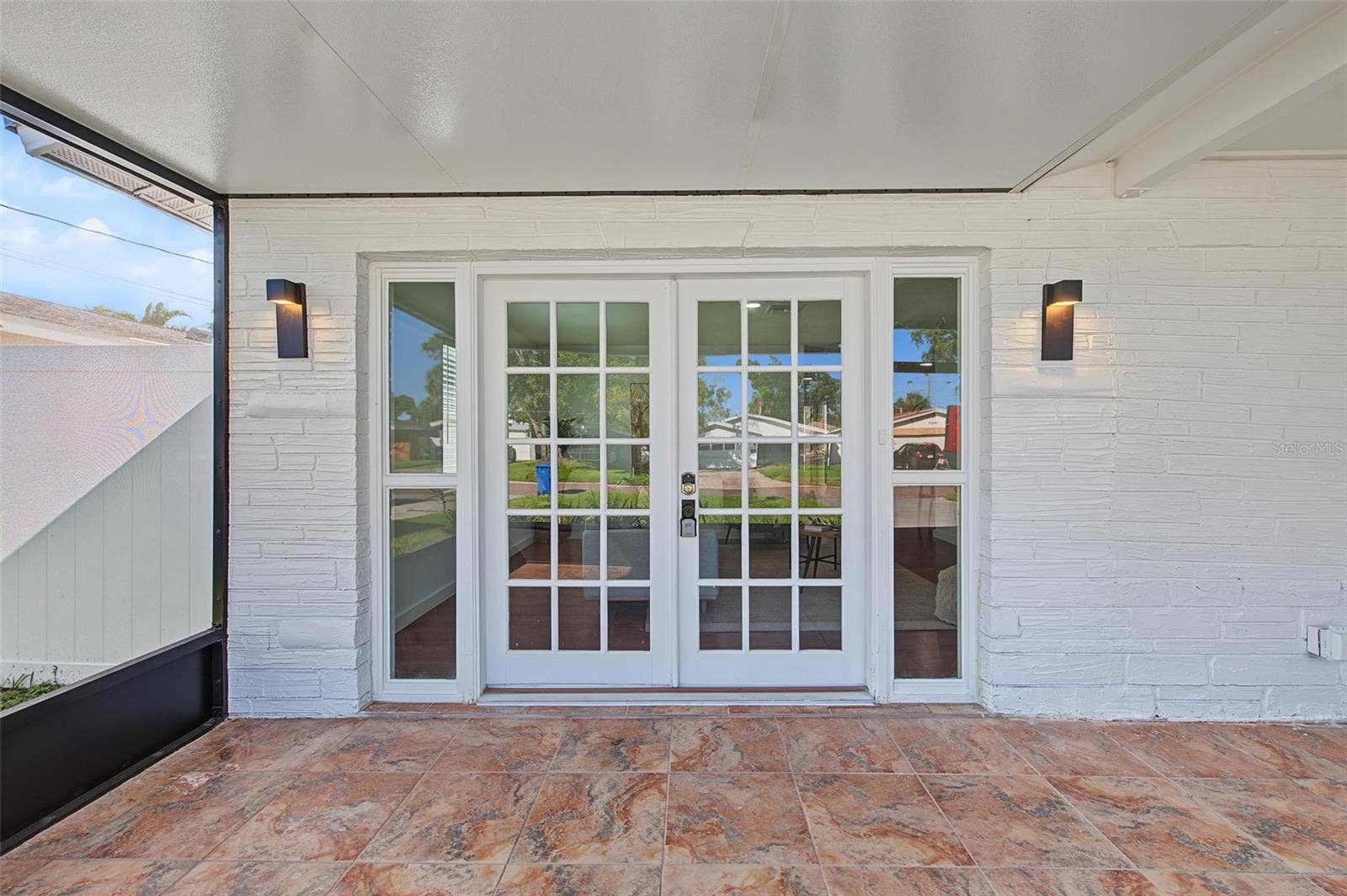 1834 NEW HAMPSHIRE AVENUE NE, St Petersburg, FL 33703 1834 NEW HAMPSHIRE AVENUE NE, St Petersburg, FL 33703