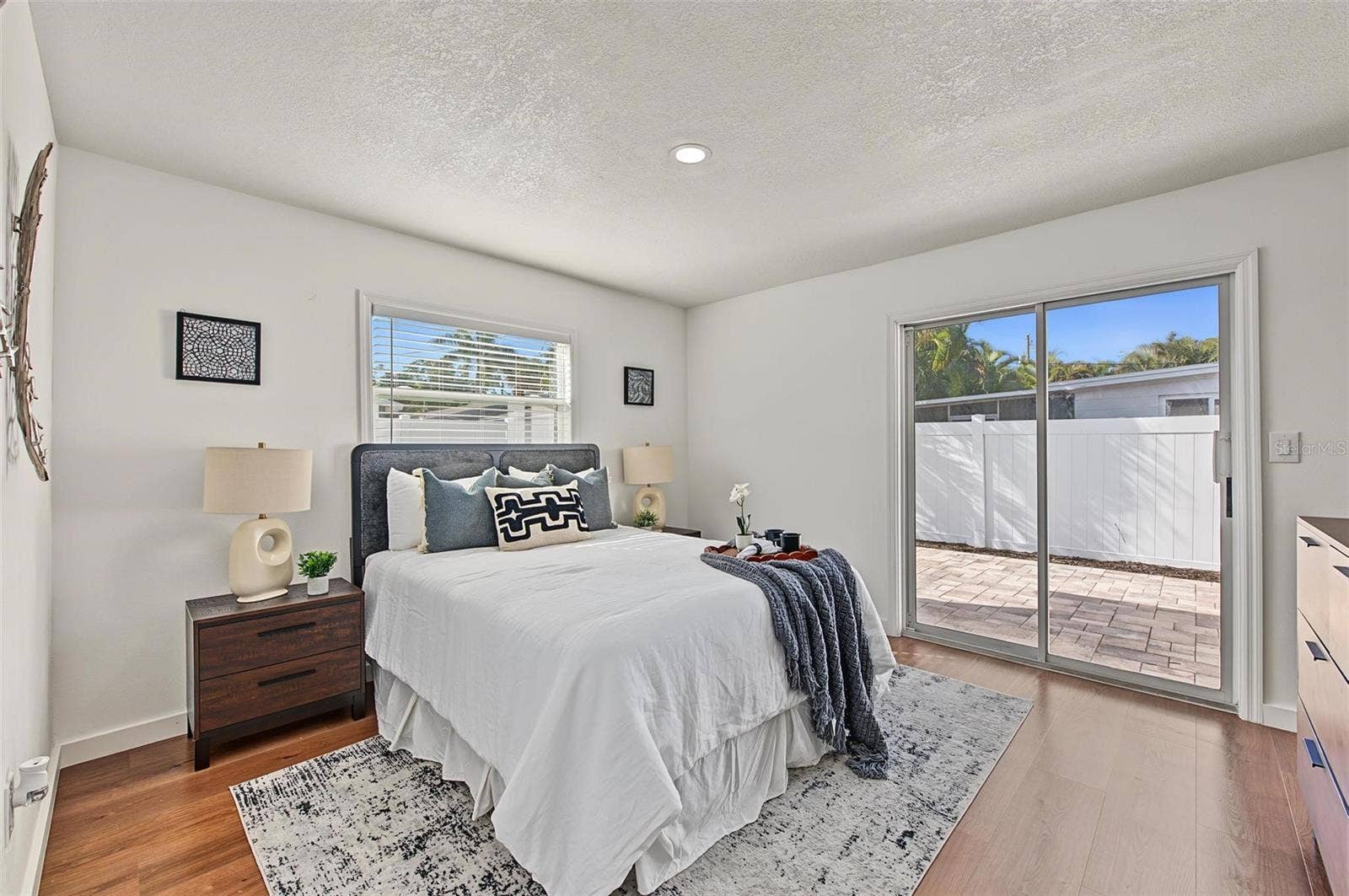 1834 NEW HAMPSHIRE AVENUE NE, St Petersburg, FL 33703 1834 NEW HAMPSHIRE AVENUE NE, St Petersburg, FL 33703