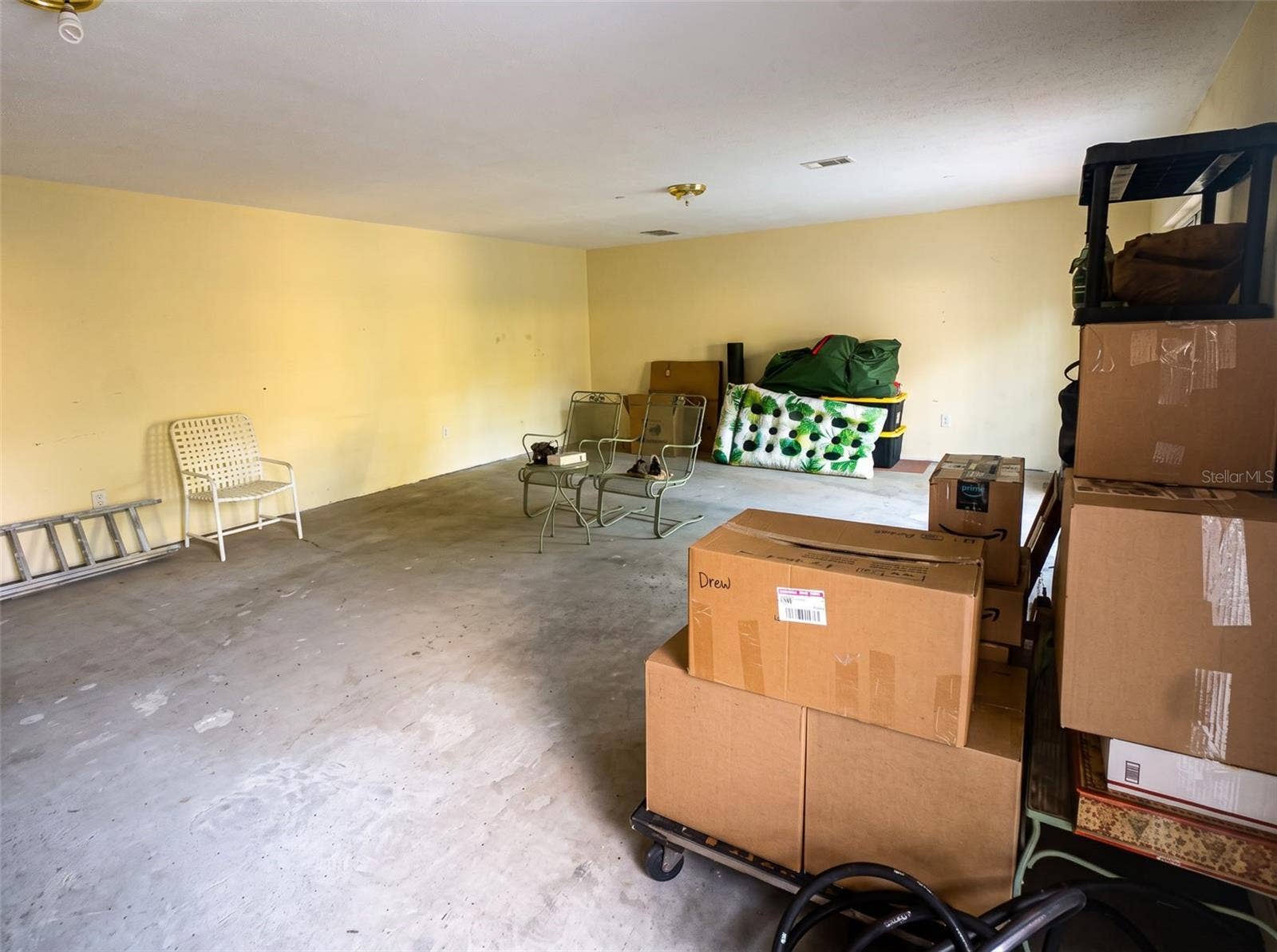 12823 89TH AVENUE, Seminole, FL 33776 12823 89TH AVENUE, Seminole, FL 33776